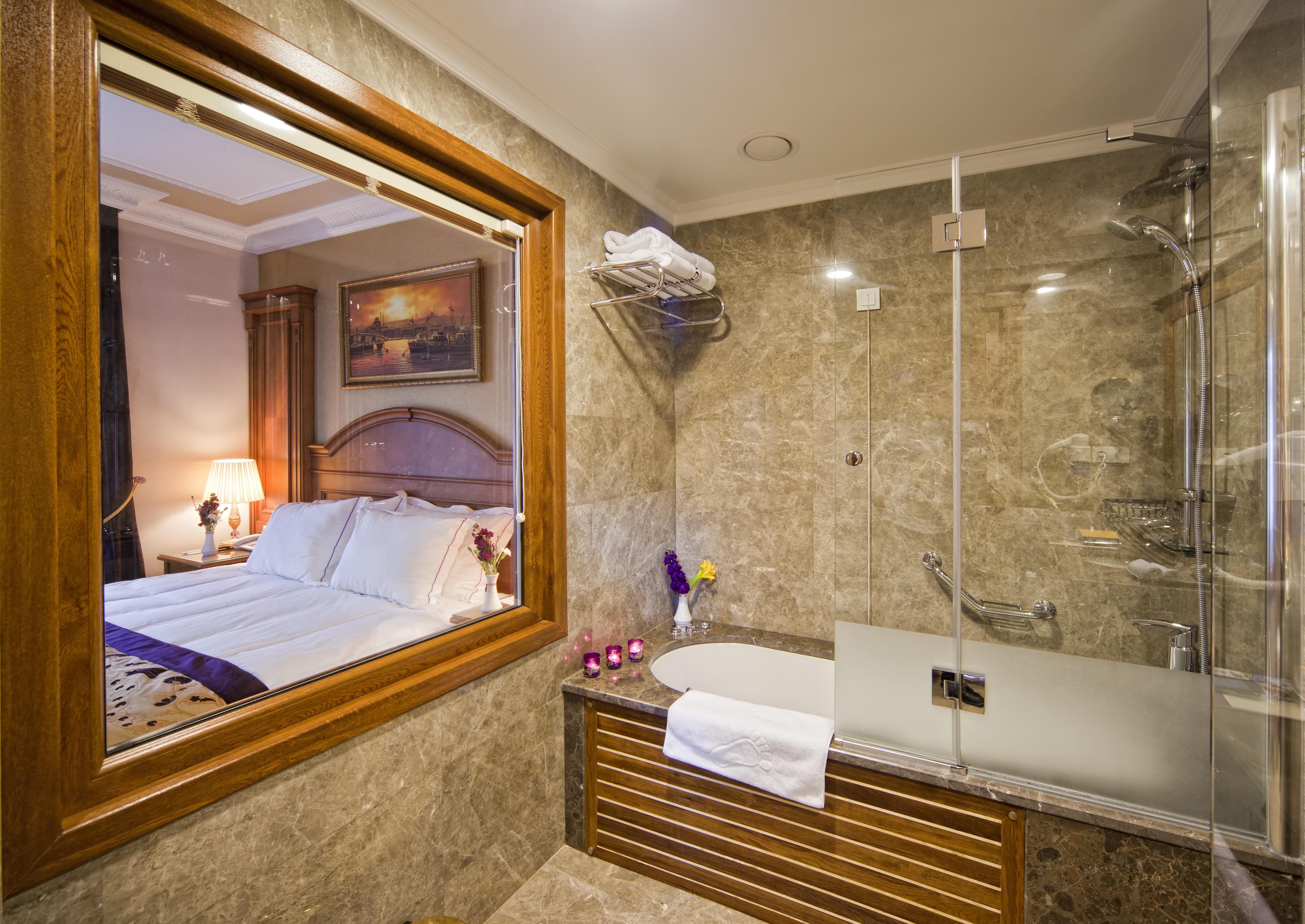 Glk Premier Acropol & Otel 4*